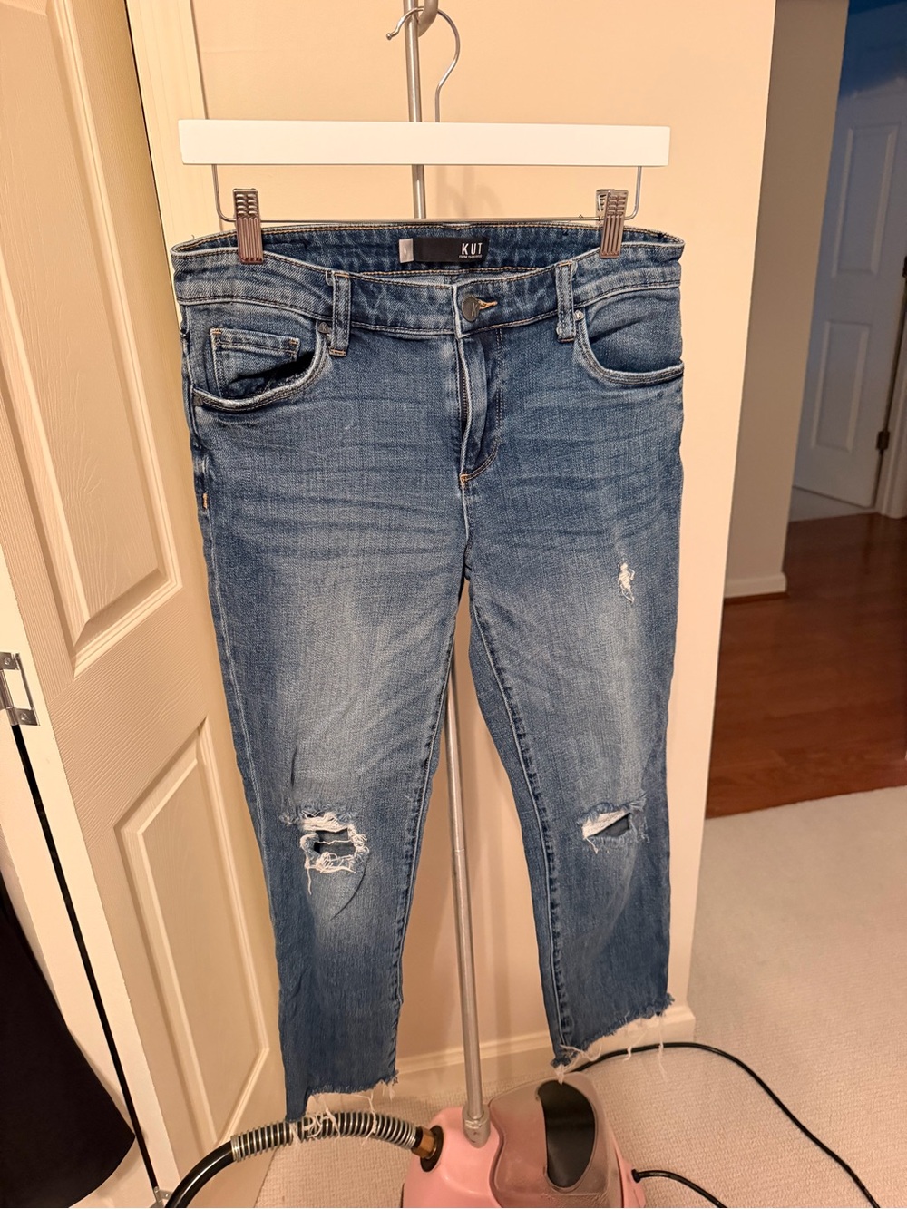 Kut from the Kloth Distressed Blue Cropped Jeans